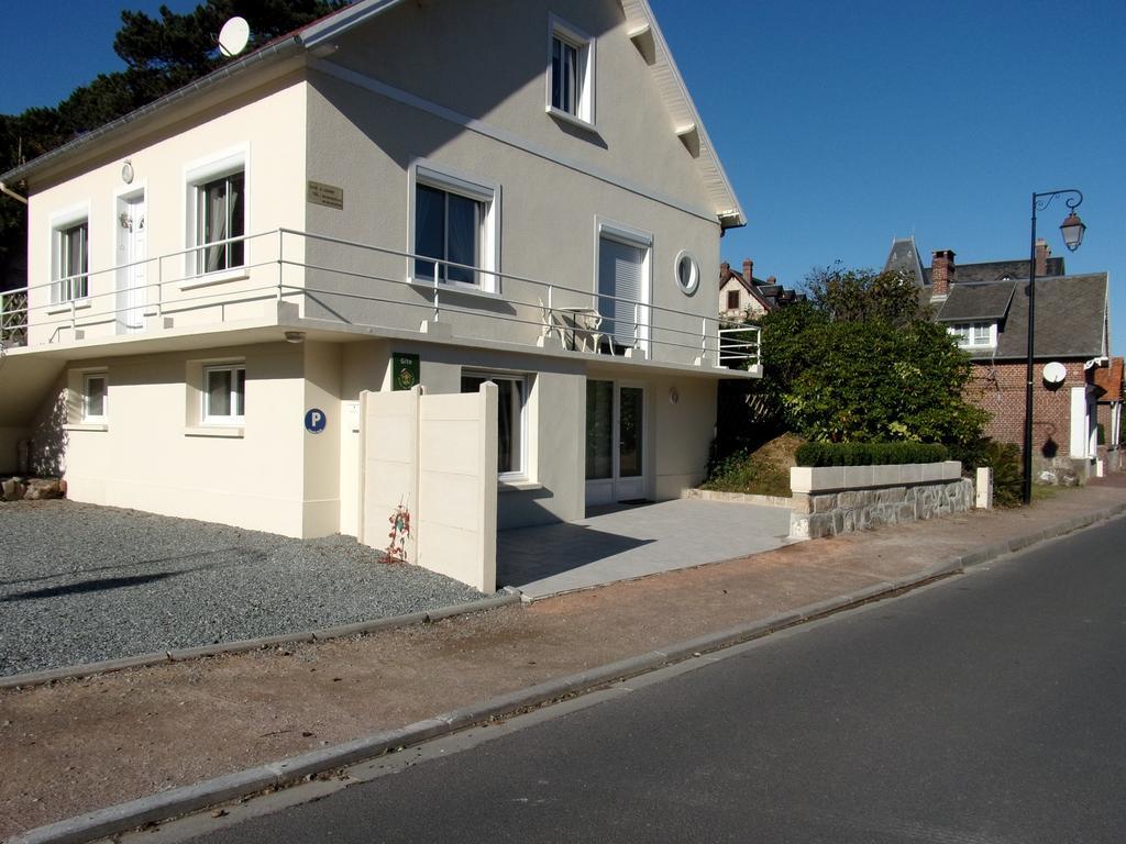 Le Petit Clos Des Camelias Veulettes-sur-Mer Exterior photo