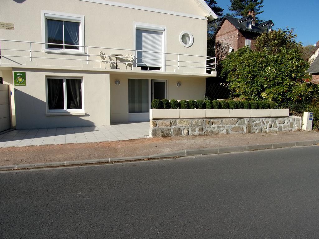 Le Petit Clos Des Camelias Veulettes-sur-Mer Exterior photo
